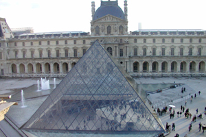 Louvre Museum